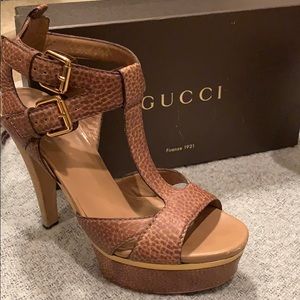 Gucci Platform Pumps